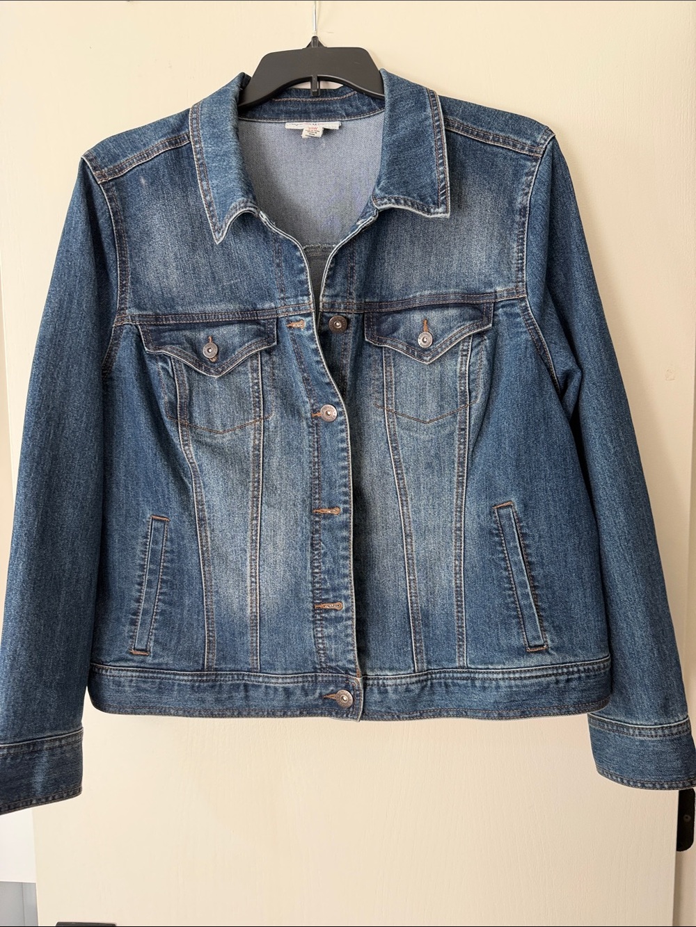 Style & Co. Medium Wash Denim Jacket in Blue